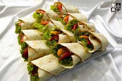 Tortilla z kurczakiem i z grillowanymi warzywami