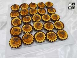 Babeczki z miodowym toffi i wiórkami gorzkiej czekolady